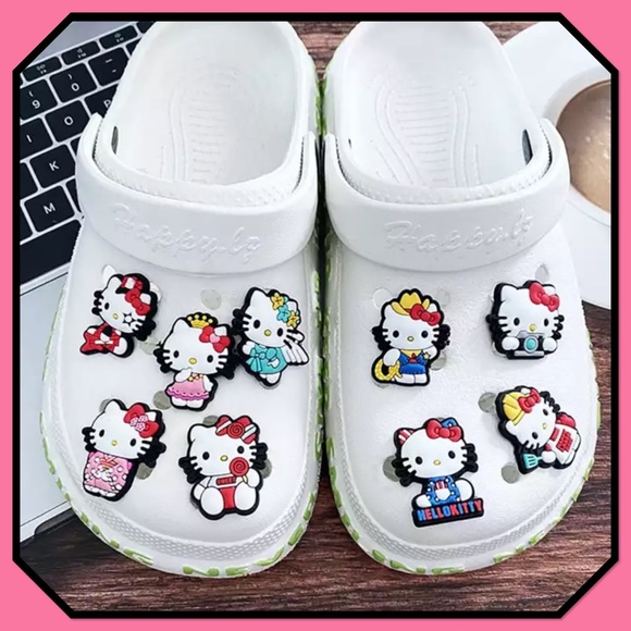 ❣️New❣️Hello Kitty Shoe/ Backpack Charms❣️ - Picture 10 of 14